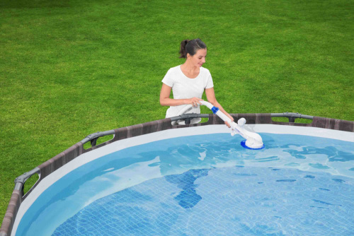 Вакуумный очиститель Aquasweeper для чистки бассейна (Bestway 58628 BW)